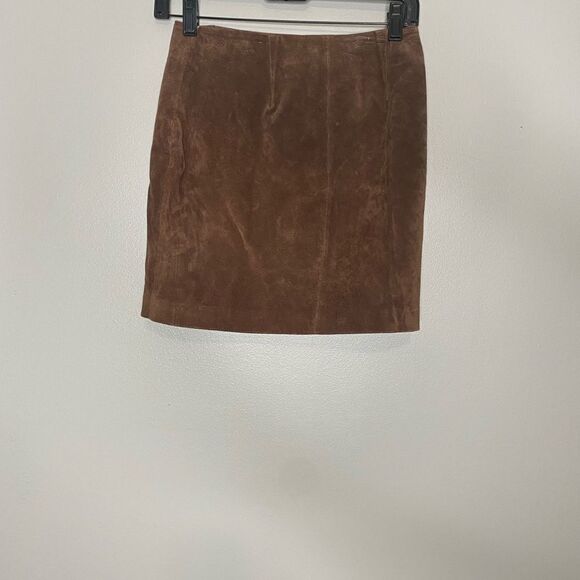 BLANK NYC Zip Suede Mini Skirt NWT - Picture 3 of 4